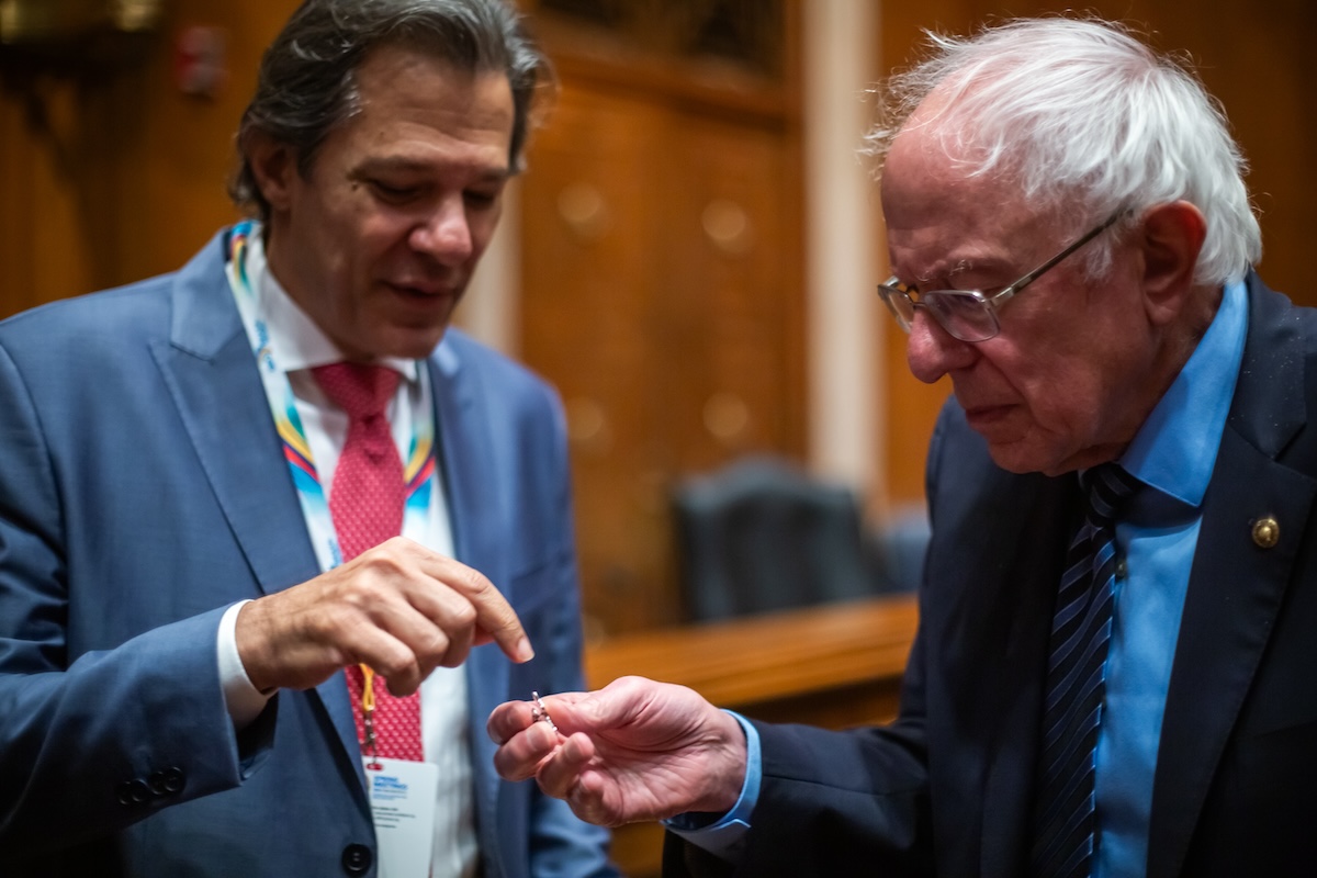 Senador americano Bernie Sanders durante encontro com o ministro Fernando Haddad, em Washington (USA).